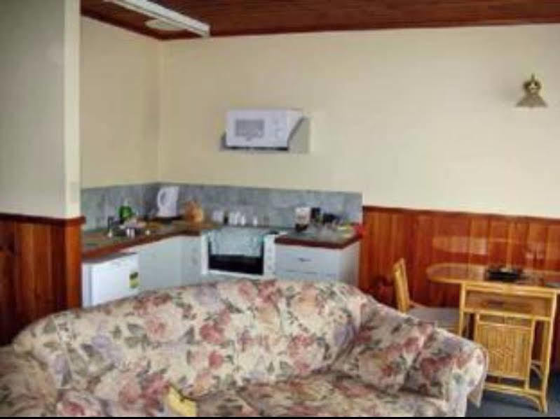 Kitty'S Cottages - Managed By Big4 Strahan Holiday Retreat Zewnętrze zdjęcie